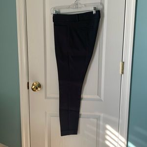 Loft gray slim Sutton ankle pants.  Size 4